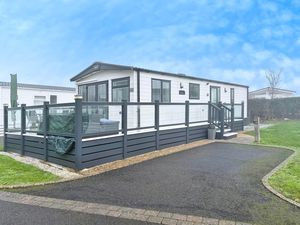 Photo 23- click for photo gallery